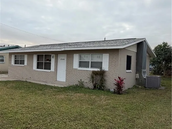 1126 Florida Ave, Clewiston, FL 33440