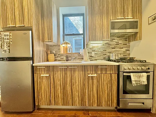 Rented by Elmord Management LLC | media 13