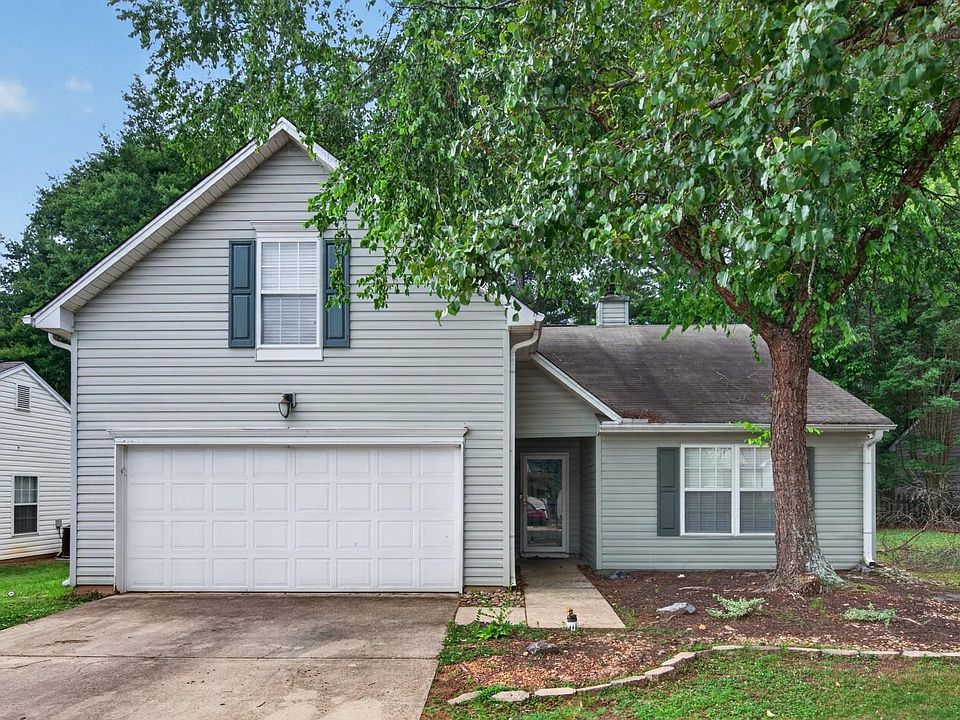1st image of 626 Thornbird Cir