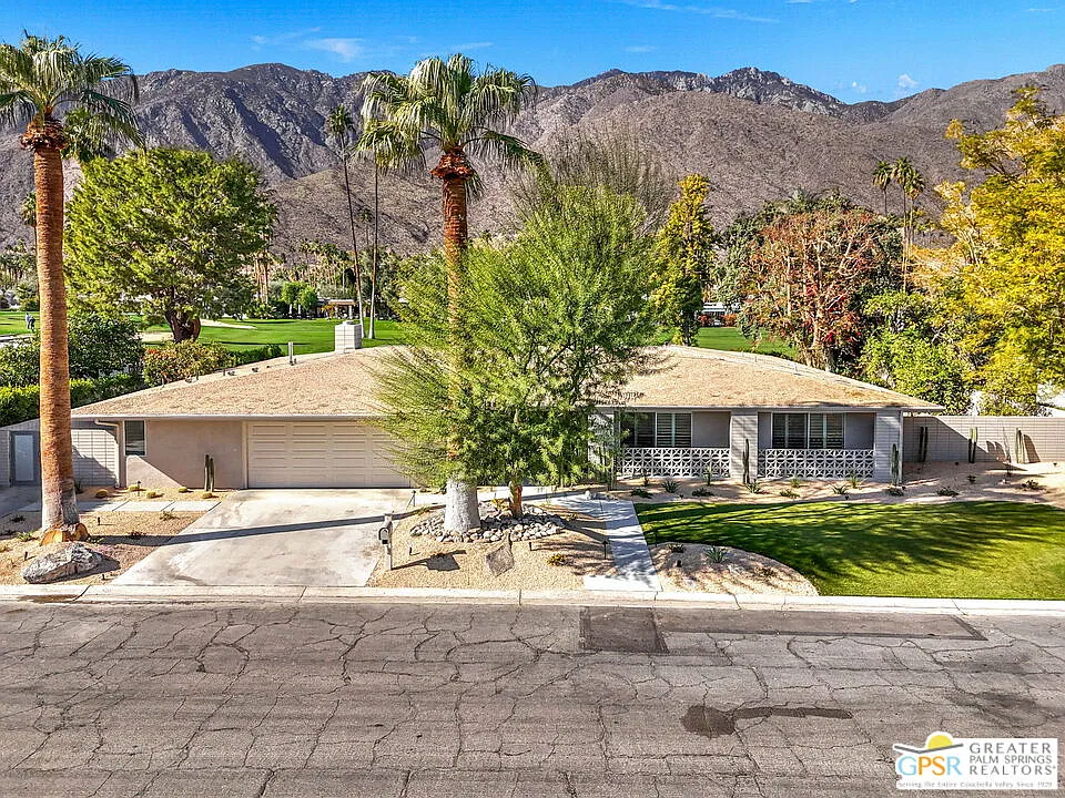 4 bed, 3.0 bath, 3206 sqft, $18,000 — Photo 4