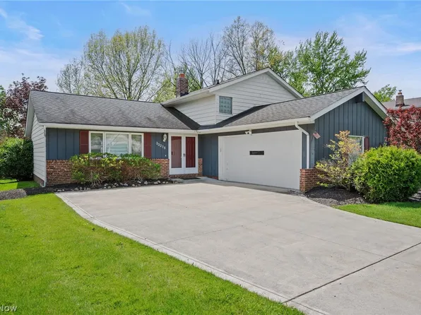 33276 Tallyho Dr, Solon, OH 44139