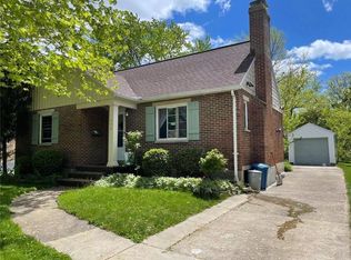 434 Triangle Ave, Oakwood, OH 45419