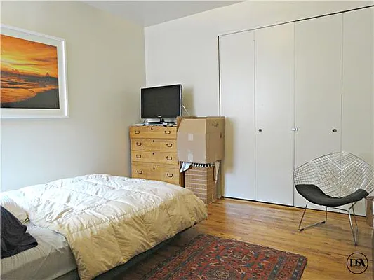Rented by DSA Realty | media 19