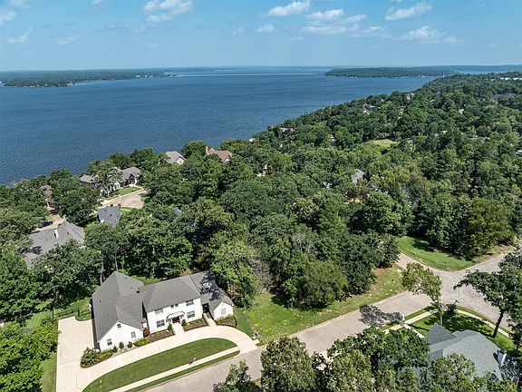 4th image of 160 Eagles Bluff Blvd