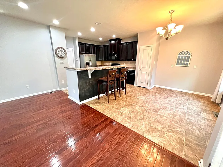796 Village Club Dr — Photo 4