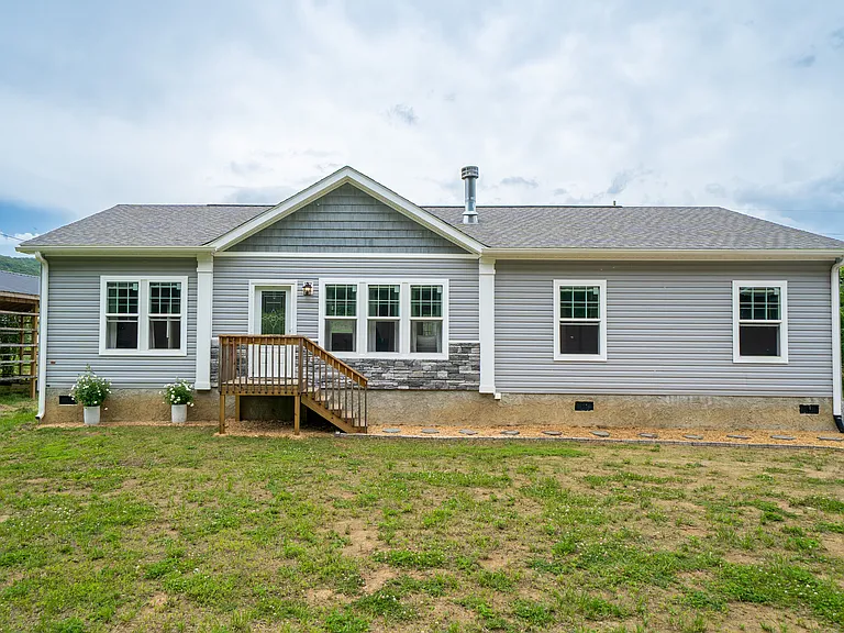 306 Burnsville School Rd — Photo 19