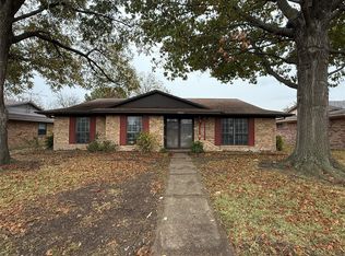 3402 Blue Ridge Ln, Garland, TX 75042
