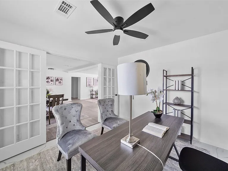 5943 Greenmont Dr — Photo 14
