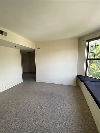 1842 California St NW #10B — Photo 9