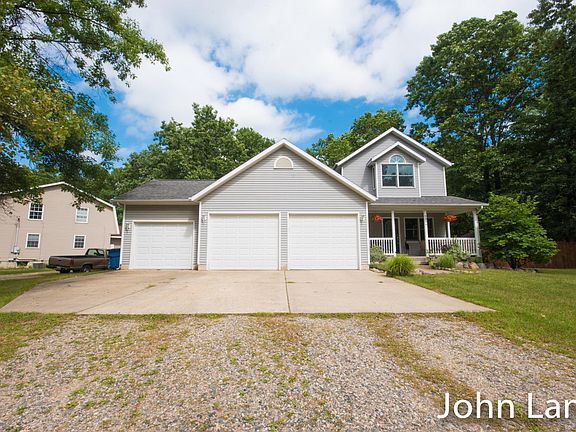 2nd image of 8454 Cochise Dr