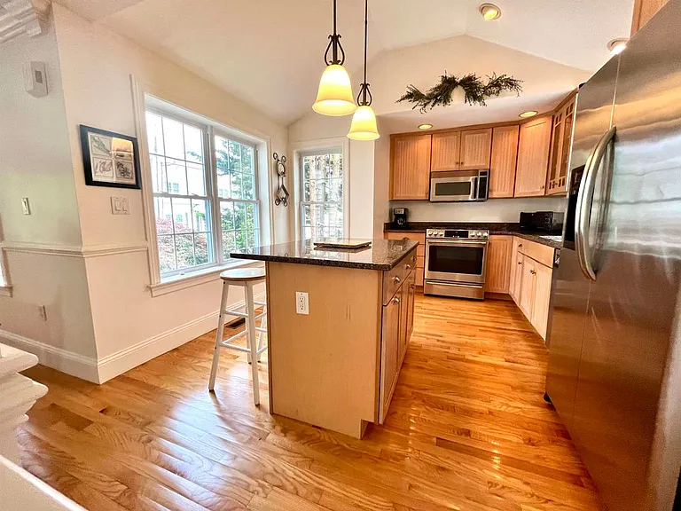 18 Browns Ct — Photo 8