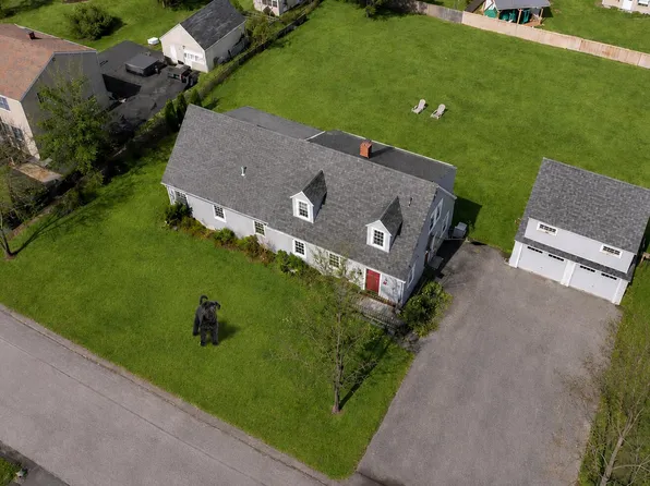 15 Fairfax Street, Bangor, ME 04401