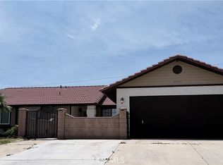 15477 Via Bahia St, Hesperia, CA 92345