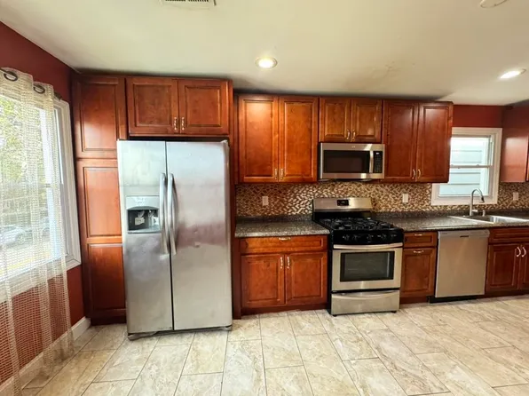 72 Sterling Avenue image 11 of 30