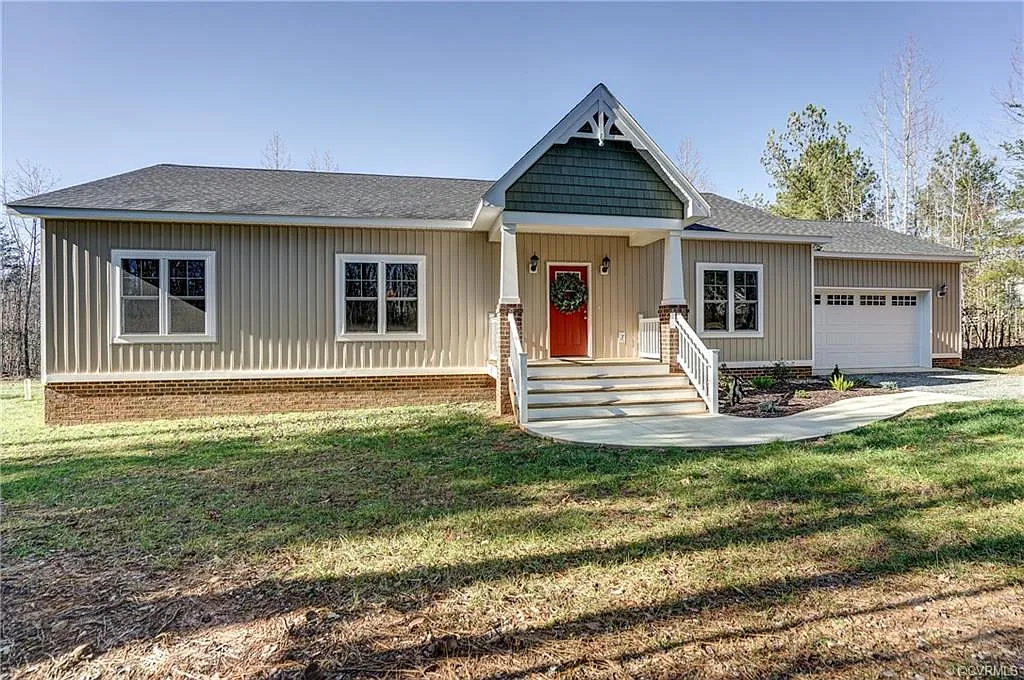 407 Folly Hill Rd photo 1