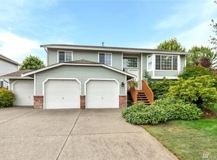 306 Anderson St NW, Orting, WA 98360