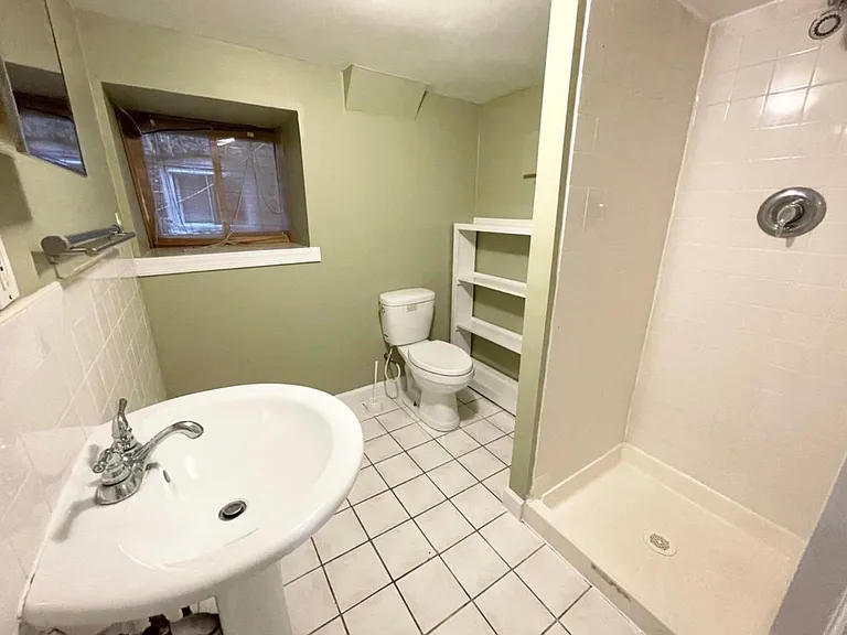 4640 Sansom St #O1 — Photo 7