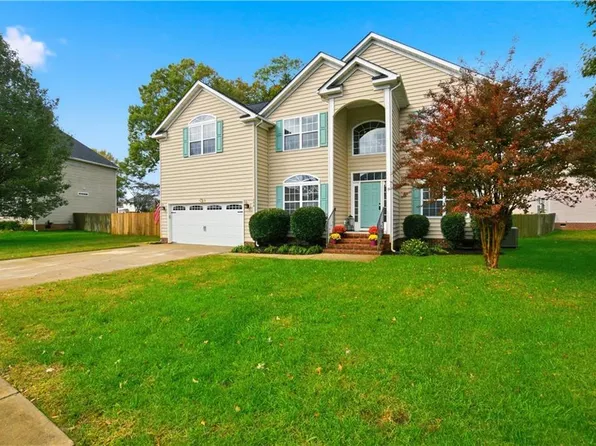 600 Mile Creek Ln, Chesapeake, VA 23322