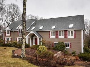 16 Hidden Brick Rd, Hopkinton, MA 01748