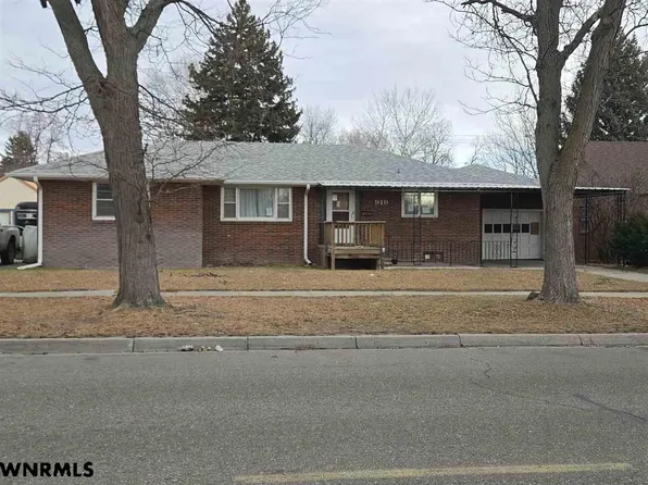 919 Emerson Ave, Alliance, NE 69301