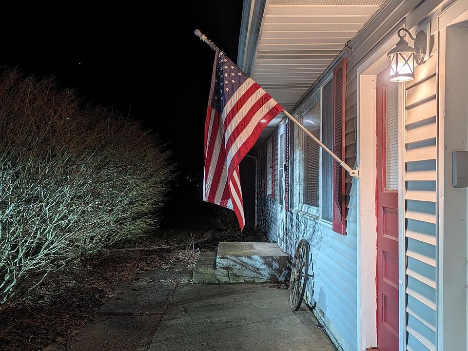 1st image of 1503 Harding Way E