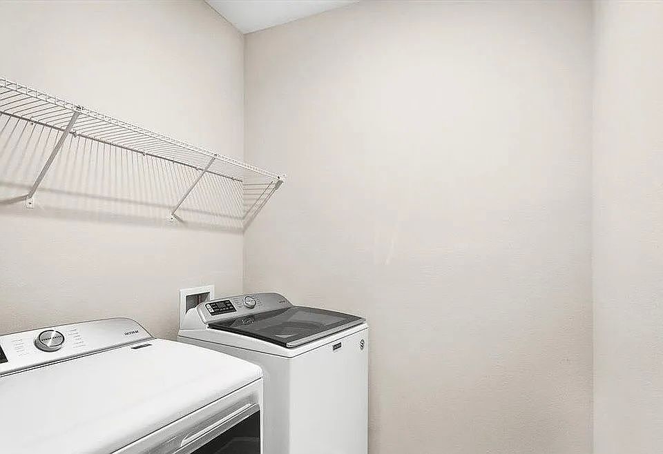 1st image of 5628 Kellar Cir #1