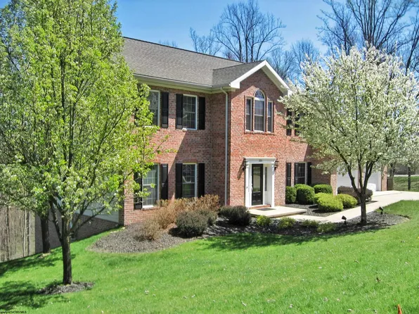 321 Pheasant Ridge Rd, Bridgeport, WV 26330