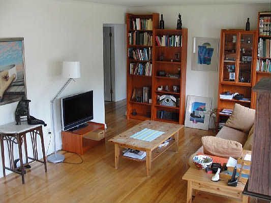light & airy livingroom