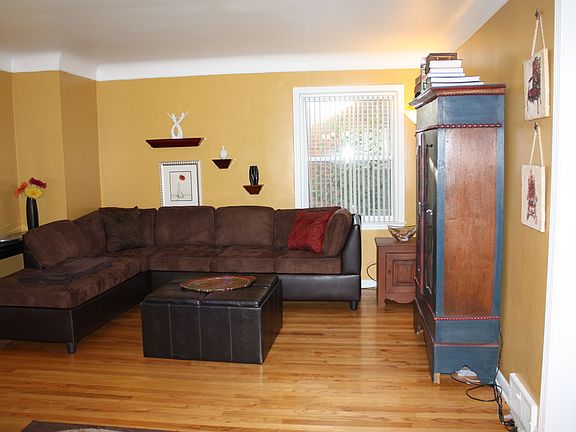 2nd image of 13350 Talbot Ave