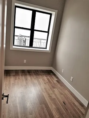 Rented by The Hamilton Group | media 14