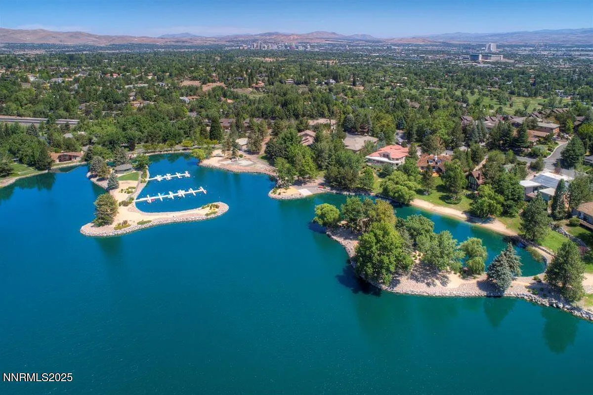 2543 Edgerock Rd photo 1