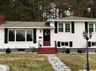 7 Sherwood Hill Dr, Holden, MA 01520