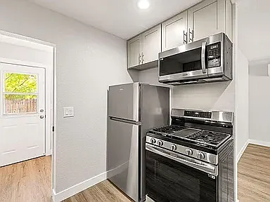 2 bed, $1,750 — Photo 4