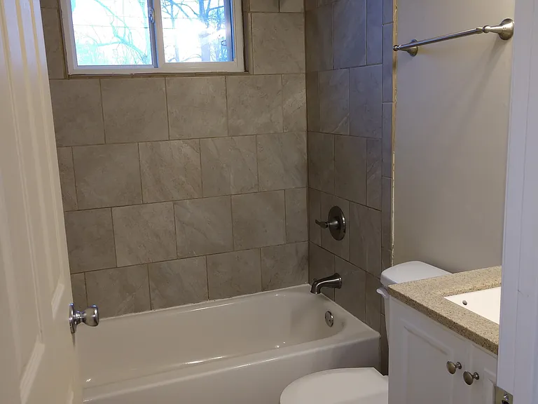 1218 Beechwood Dr — Photo 9