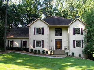 1564 Kings Xing, Stone Mountain, GA 30087