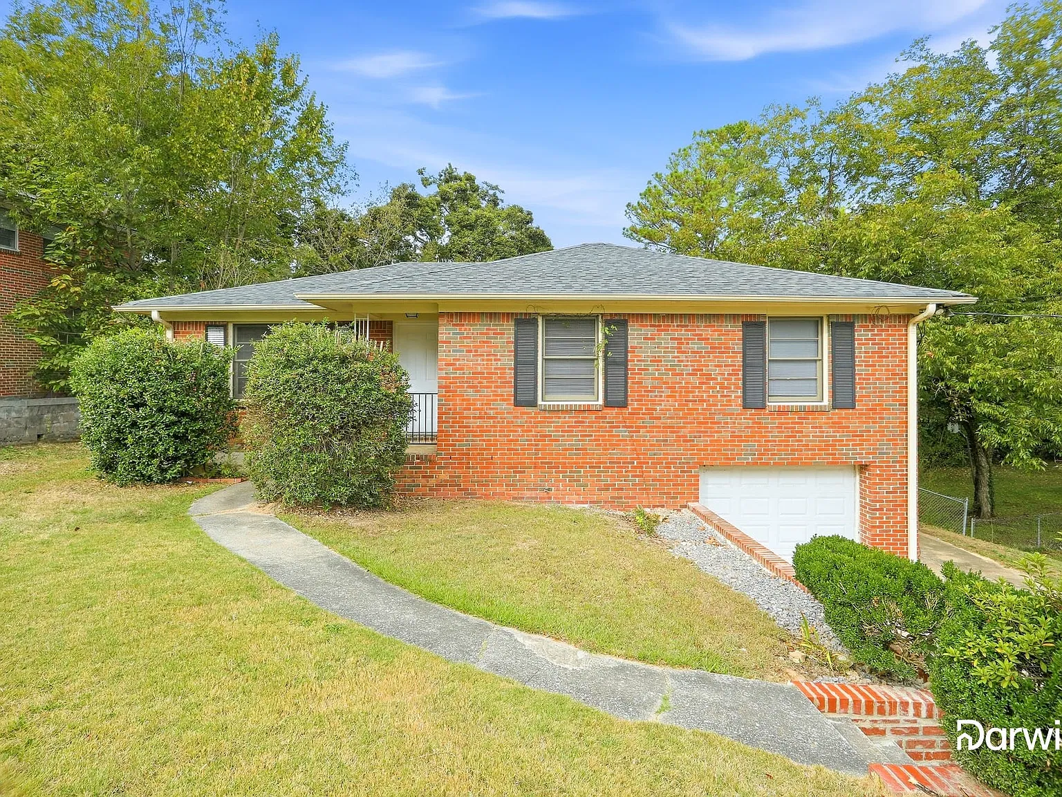 3 bed, 1.0 bath, 1133 sqft, $1,195 — Photo 1