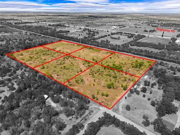 W Fannin St, Rice, TX 75155