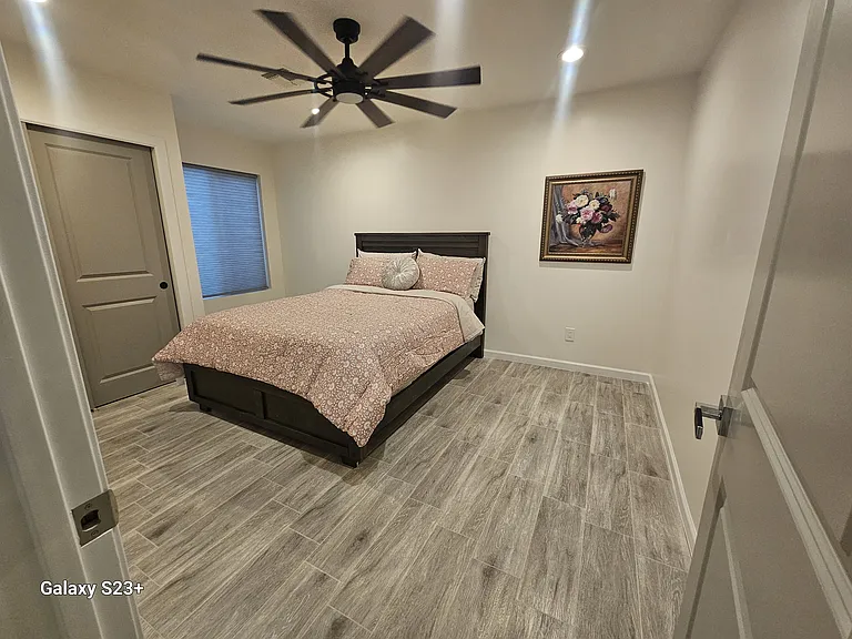 2817 N 71st Pl — Photo 31