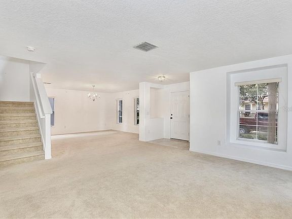 4th image of 13874 Carolina Laurel Dr