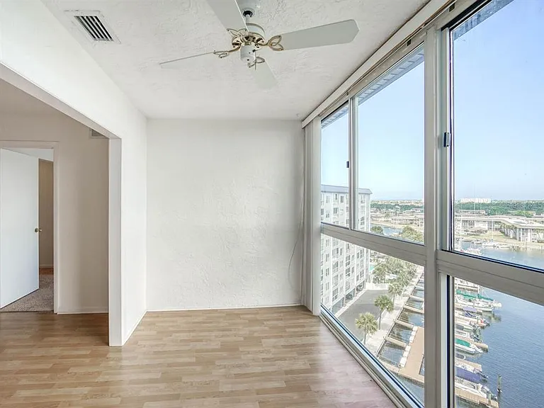4939 Floramar Ter #912 — Photo 22