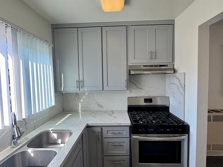 225 Belmont Ave — Photo 6