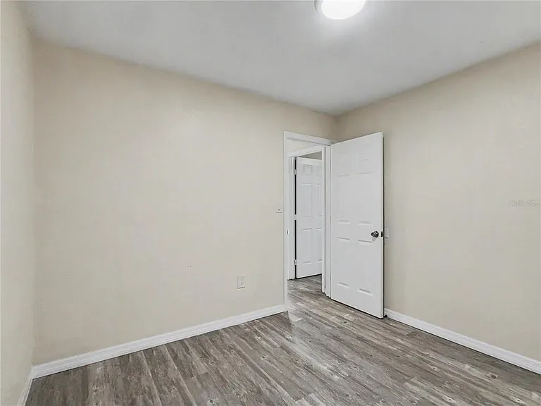 11 Harvard Ave — Photo 10