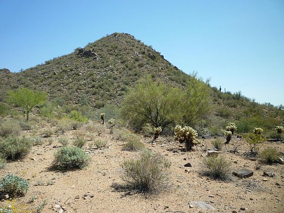 2nd image of 2423 W Espartero Way