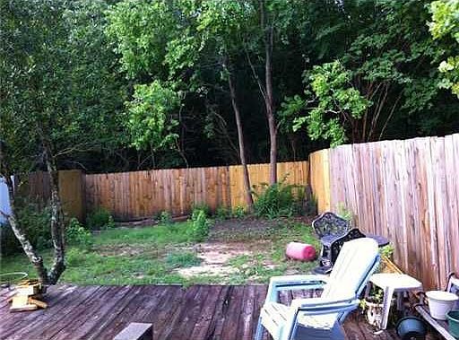 4th image of 15231 Parkwood Dr N