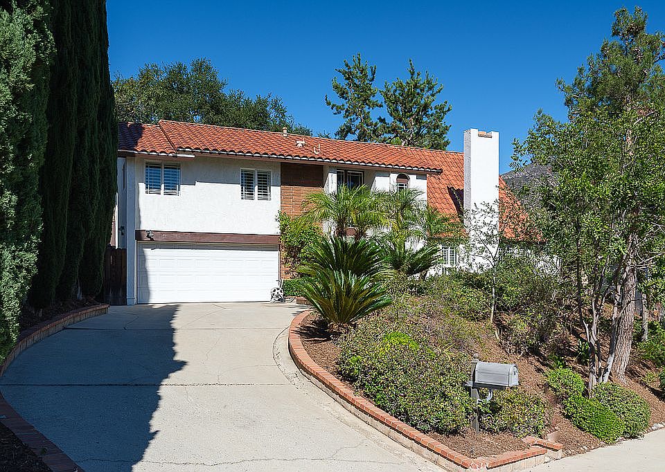 1st image of 2321 Conle Way