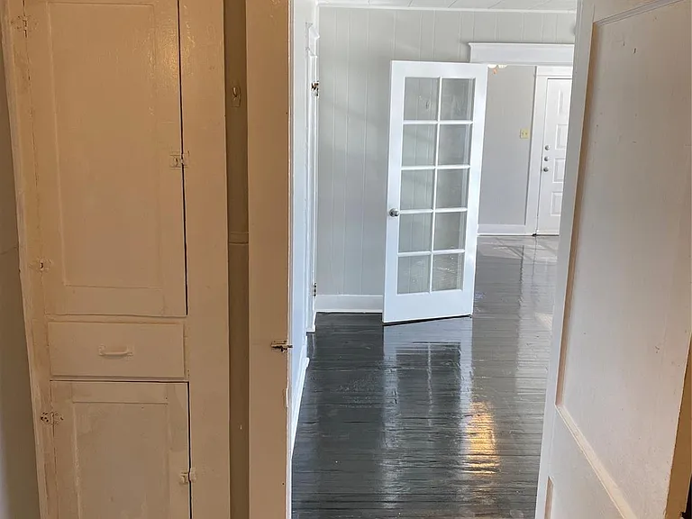 1613 Park St — Photo 9