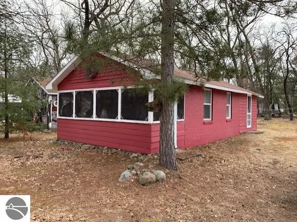 3213 Spruce Rd, National City, MI 48748