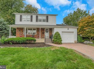 60 S Cedar Ave, Bellmawr, NJ 08031