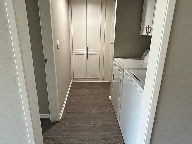 Taylor Garden Apartments — Photo 35