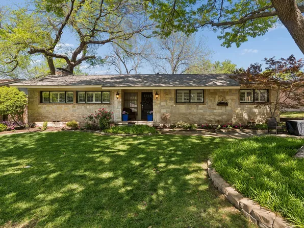 10111 Shadyview Dr, Dallas, TX 75238